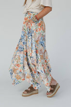 Load image into Gallery viewer, Swing Of Things Pocketed Midi Skirt - Floral