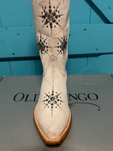 Load image into Gallery viewer, Old Gringo Stelletta 15" Shaft Western Boots in Rustic Beige