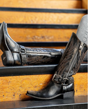 Load image into Gallery viewer, Old Gringo Aileen 13" Shaft Western Boots