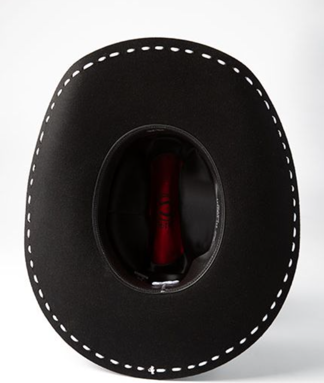 Charlie Horse Bucksnort – Madame Peacock's