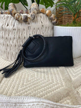 Load image into Gallery viewer, Soft Vegan Leather Wristlet/Clutch