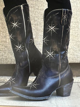 Load image into Gallery viewer, Old Gringo Stelletta 15" Shaft Western Boots in Rustic Black