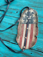 Load image into Gallery viewer, Large Feather Flag Hatband
