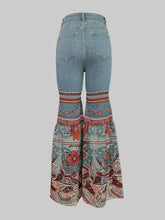 Load image into Gallery viewer, Flared Pants Floral Printed High-Waisted Pockets Jeans

