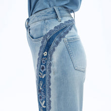 Load image into Gallery viewer, Bayeas High Rise Floral Embellished Jeans
