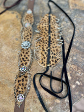 Load image into Gallery viewer, Leopard Leather 4 Feather Hatband
