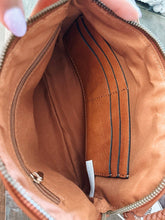 Load image into Gallery viewer, Soft Vegan Leather Wristlet/Clutch
