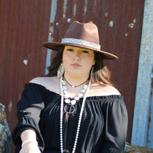 Load image into Gallery viewer, White Turquoise Chunky Necklace w/ Long Leather Tassel 225k
