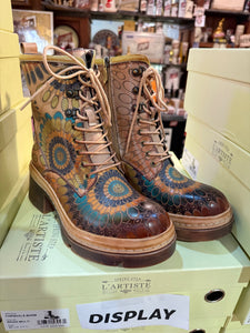 L'artiste Carnivale Boho Boots
