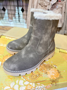 Very G Marlo Fur Lined Booties