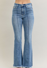 Load image into Gallery viewer, Judy Blue Flare Front Pintuck Jeans
