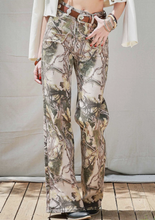 Load image into Gallery viewer, Harlee High-Rise Camo Jeans
