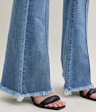 Load image into Gallery viewer, Judy Blue Flare Front Pintuck Jeans
