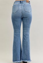 Load image into Gallery viewer, Judy Blue Flare Front Pintuck Jeans
