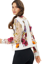 Load image into Gallery viewer, Adore Favorite White Jacket
