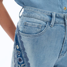 Load image into Gallery viewer, Bayeas High Rise Floral Embellished Jeans
