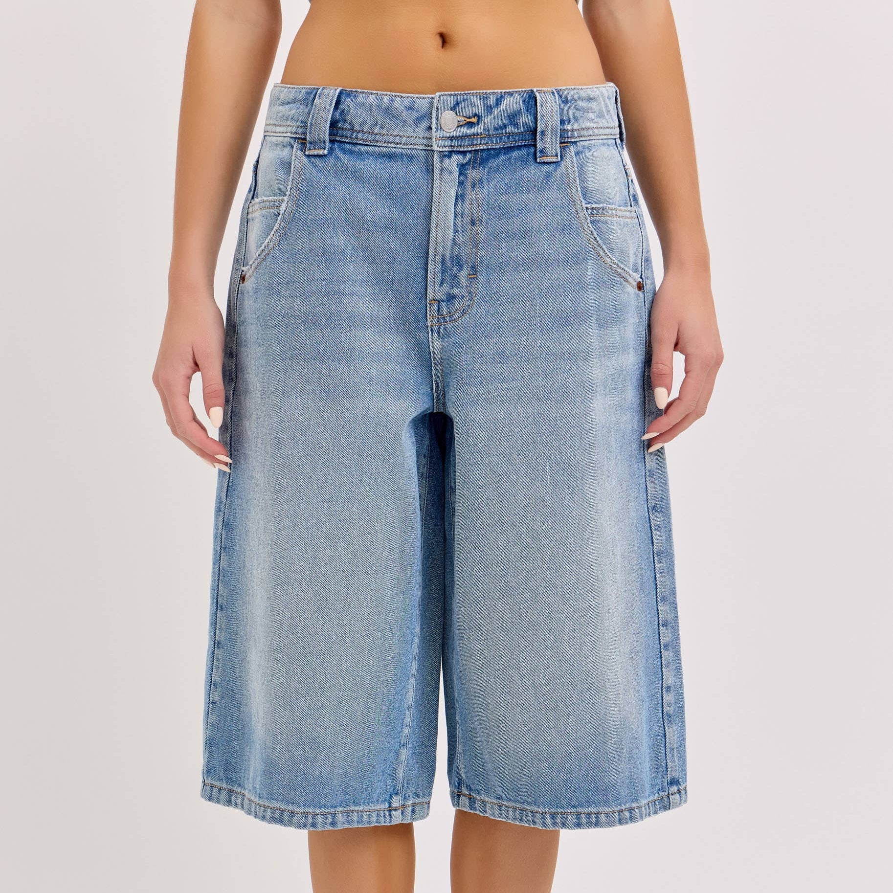 Cello Jeans Vintage Wash Oversized Jorts – Madame Peacock's