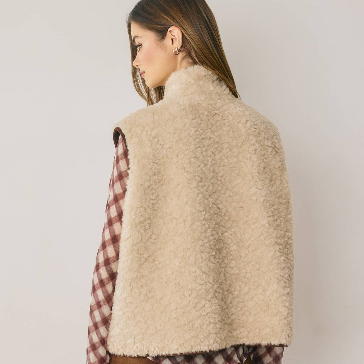 Reversible Ranch Faux Suede Shearling Vest – Madame Peacock's
