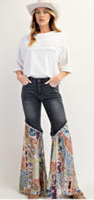 Load image into Gallery viewer, Gloriana Bell Bottoms Black
