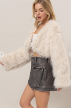 Load image into Gallery viewer, Madaline Faux Fur Jacket
