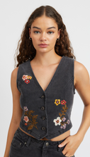 Load image into Gallery viewer, Ihana Embroidered Vest
