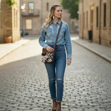 Load image into Gallery viewer, Point Rock Small &amp; Crossbody Bag
